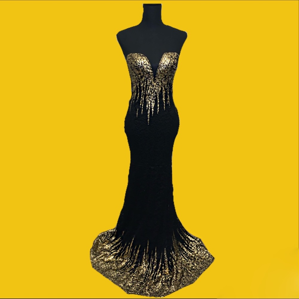 Strapless gown